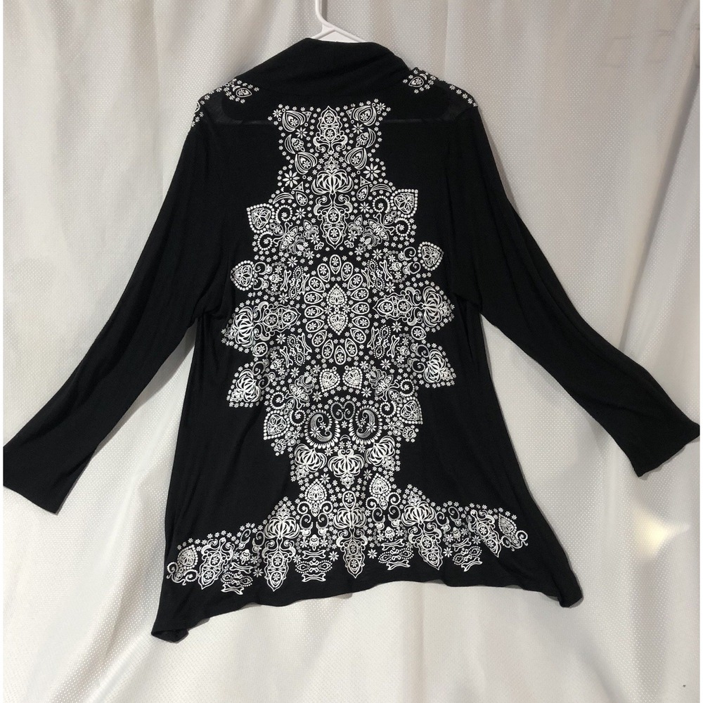 JKLA Cardigan, size medium. Beautiful cardigan I have only worn it once